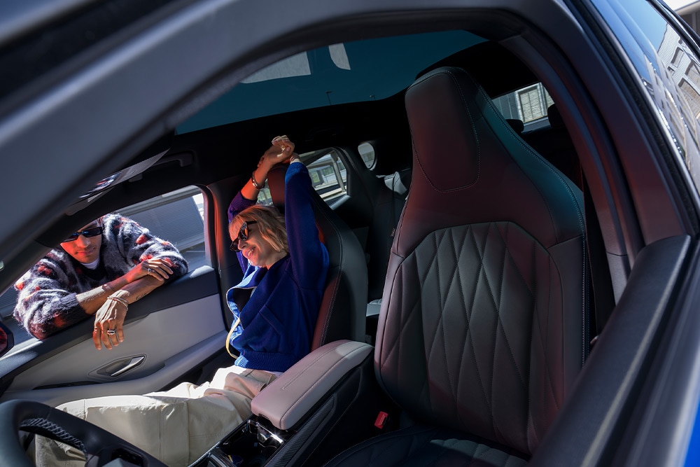 Ford Capri® interior with 12-way adjustable sports seats with integrated headrests.